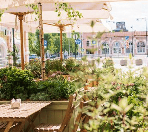 shutterstock_1786696019 3-5