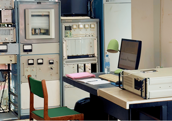 shutterstock_1786696019 4-12