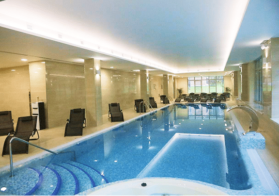 shutterstock_1786696019 4-6