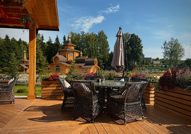 shutterstock_1786696019 4-3